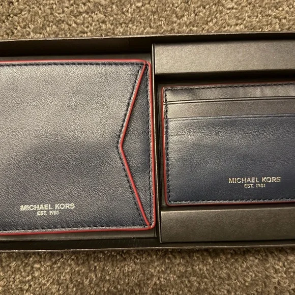 Michael Kors Navy and Red Card Holder - Picture 4 of 8